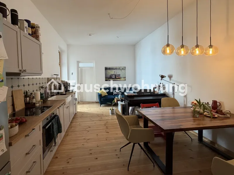 Tauschwohnung: Tolle Wohnung mit 5 Zimmern und Balkon in Kreuzberg 36 — photo 1